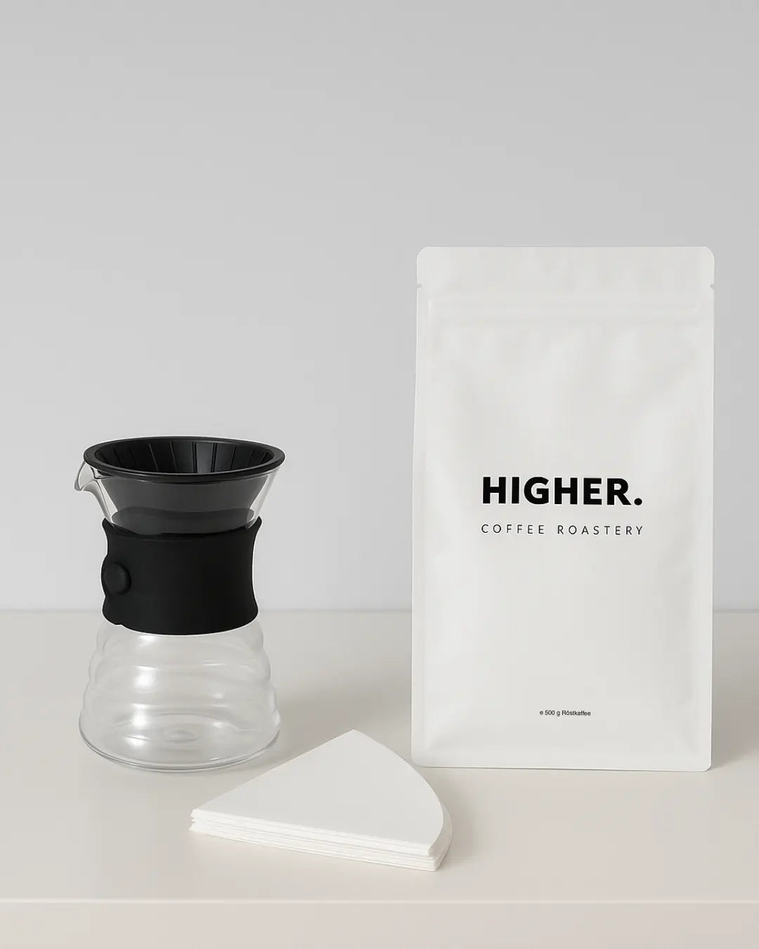HARIO V60 Brew Bundle mit Dripper 700ml, Filtern und Higher Specialty Coffee